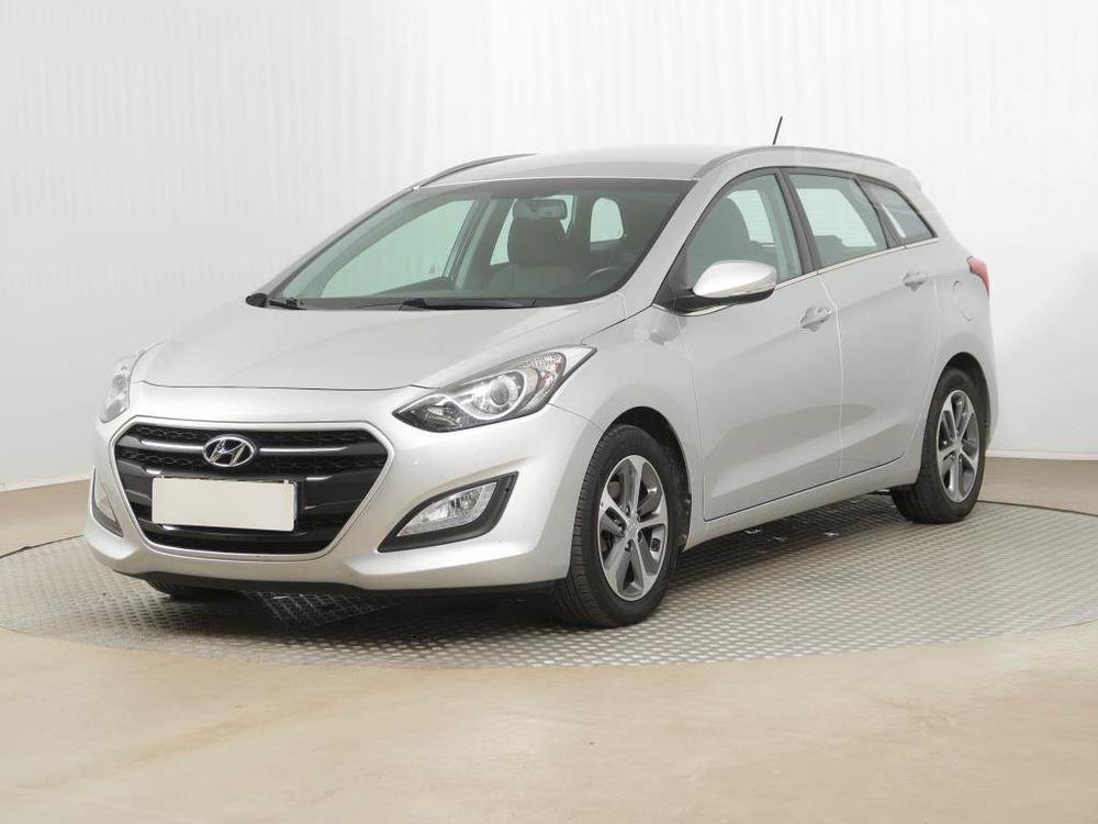 Hyundai i30 1.6 MPI, R,2.maj, Serv.kniha