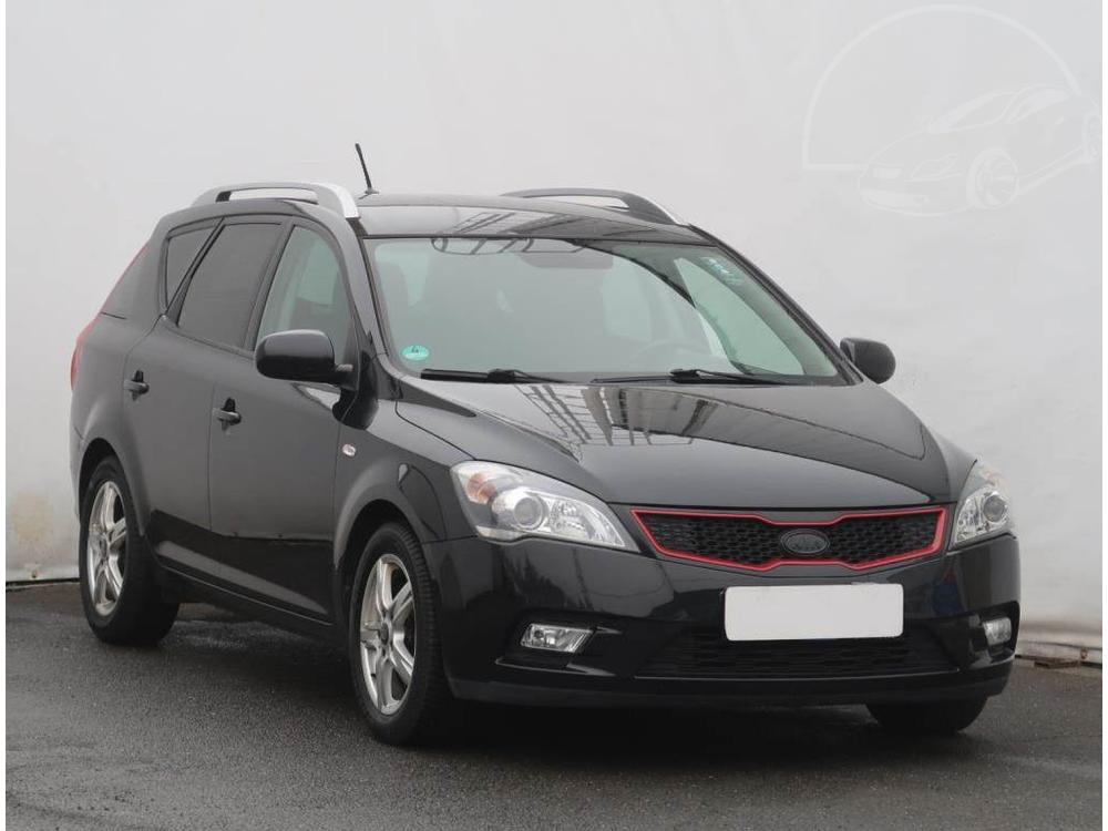 Prodm Kia Ceed 1.6 CVVT, Serv.kniha, Navi