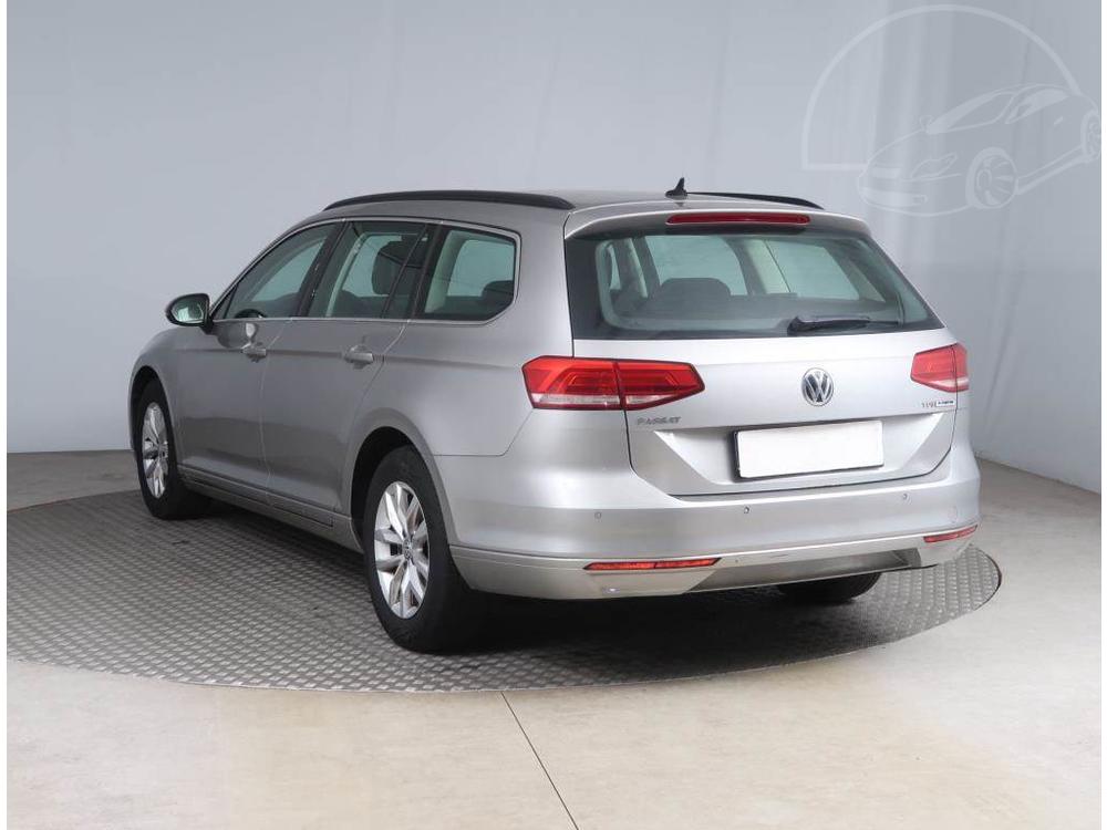 Volkswagen Passat 1.6 TDI, Comfortline, Navi