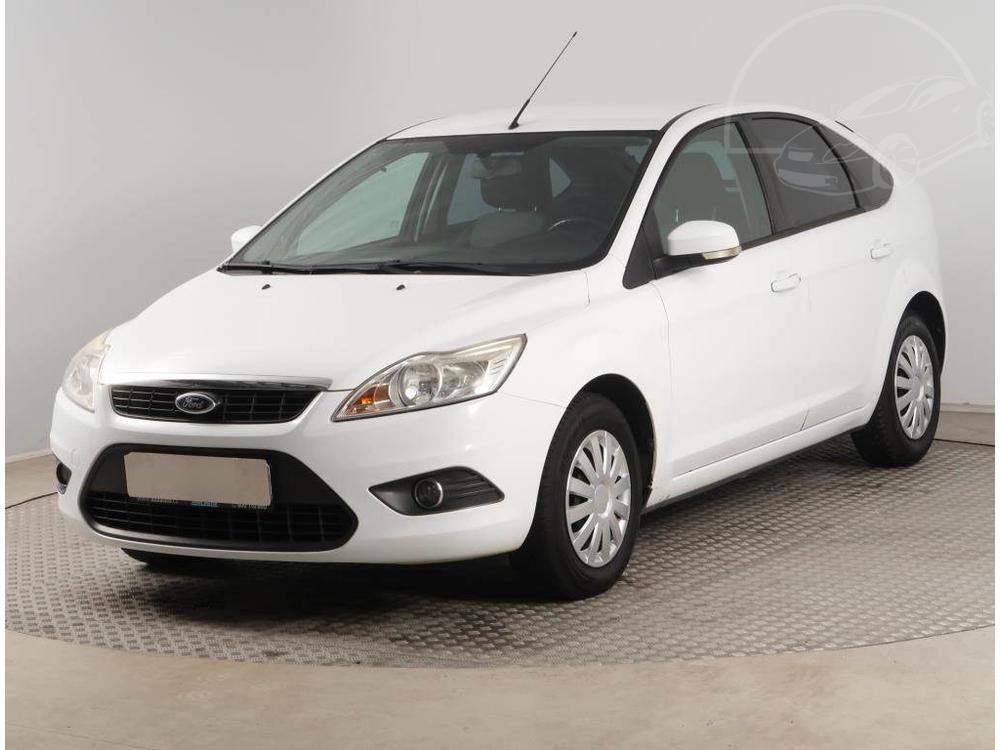 Ford Focus 1.6 16V, Automatick klima