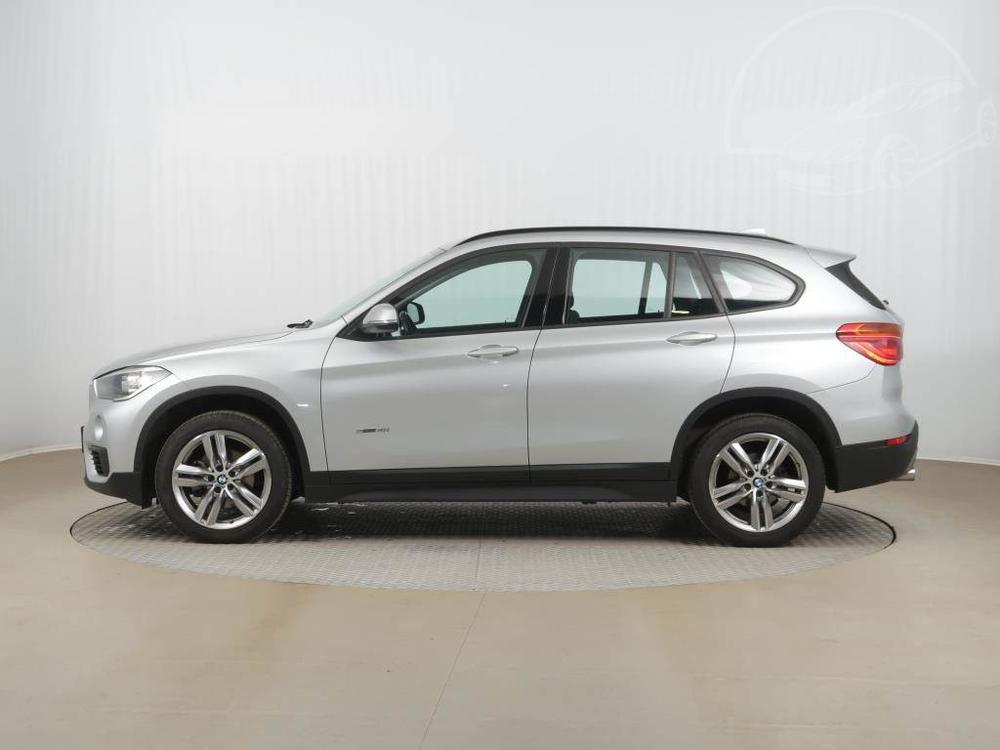 BMW X1 sDrive18i, Serv.kniha