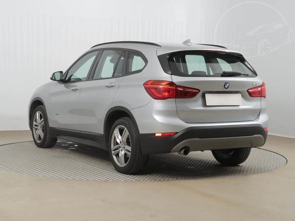 BMW X1 sDrive18i, Serv.kniha