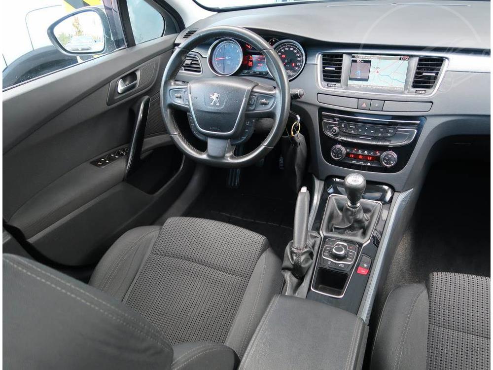 Peugeot 508 2.0 HDi, Navi