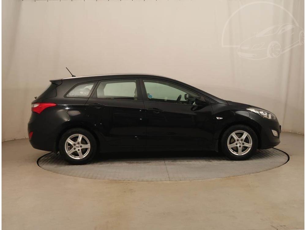 Hyundai i30 1.6 MPI, Klima, Tempomat