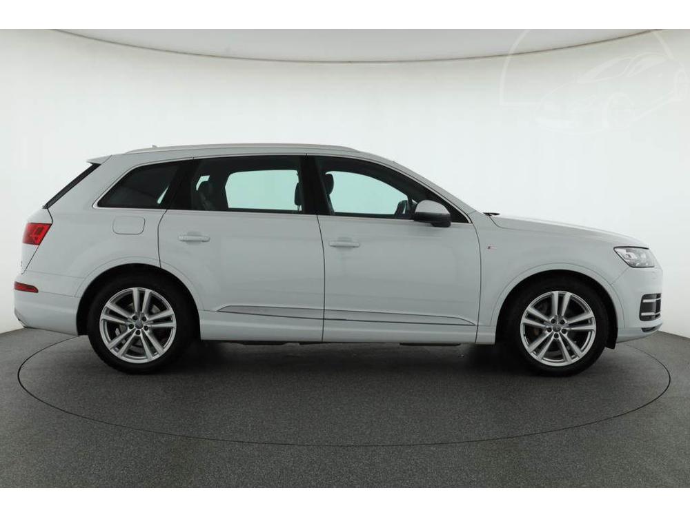 Audi Q7 50 TDI, R, DPH