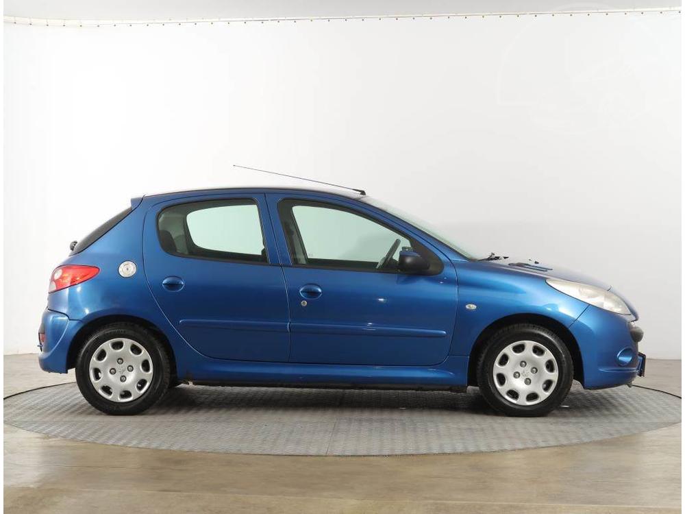 Peugeot 206 1.4 i, R,2.maj, po STK, Tan