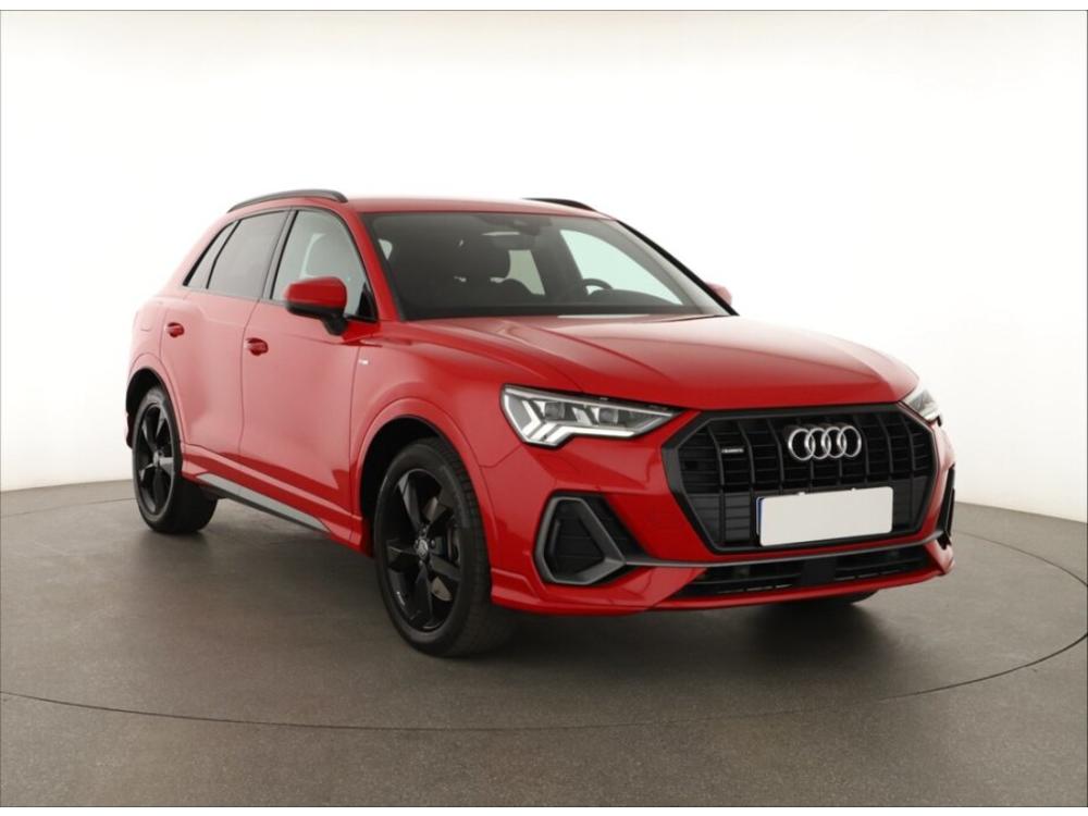 Prodm Audi Q3 45 TFSI, S line, 4X4, Automat