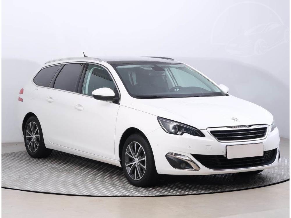 Prodm Peugeot 308 1.2 PureTech, Automat