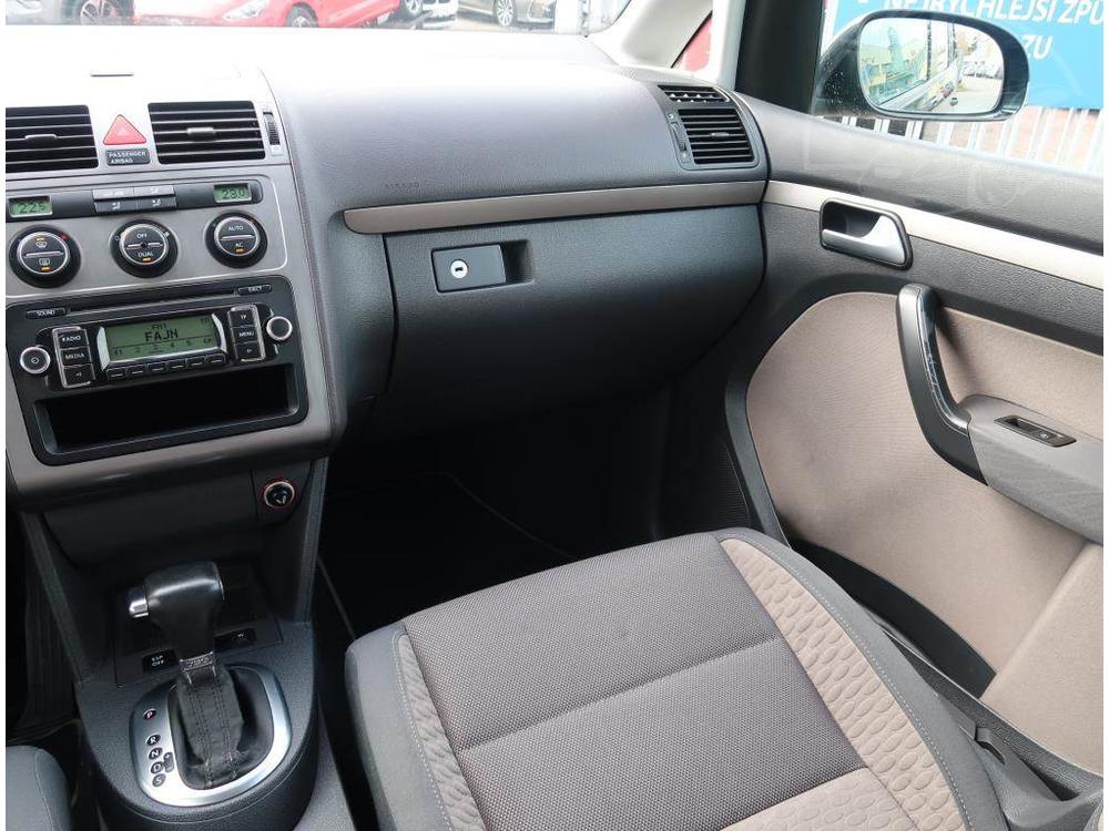 Volkswagen Touran 2.0 TDI, Cross, Automat