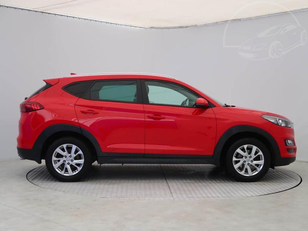 Hyundai Tucson 1.6 CRDi, Adventure, Automat