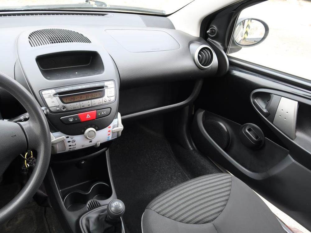 Peugeot 107 1.0, R,2.maj, Klima, El. okna