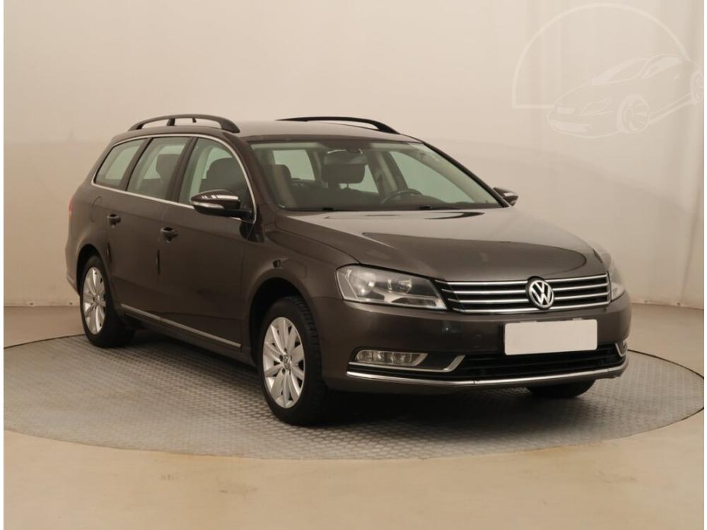 Prodm Volkswagen Passat 1.6 TDI, Tempomat