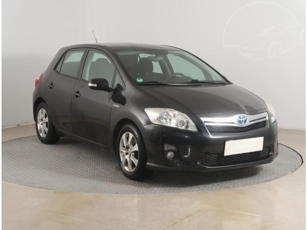 Prodm Toyota Auris Hybrid, Automat, Serv.kniha