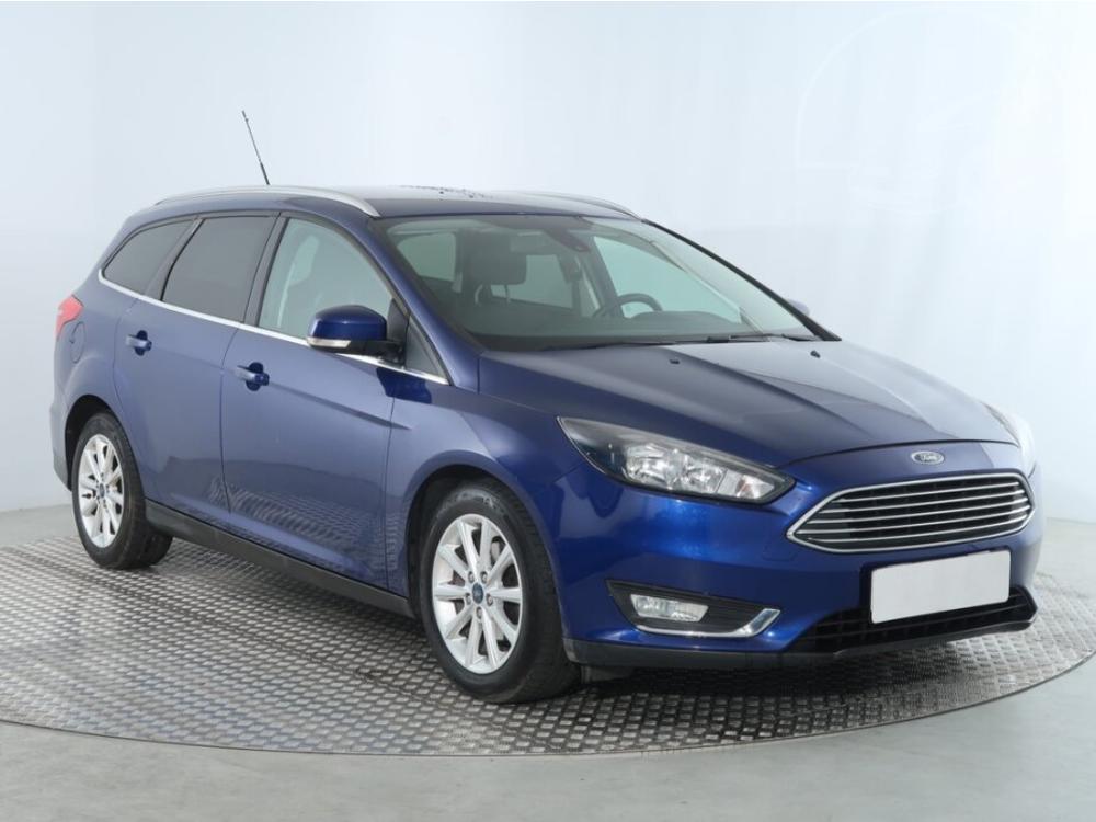 Prodm Ford Focus 1.0 EcoBoost, Klima, Tempomat