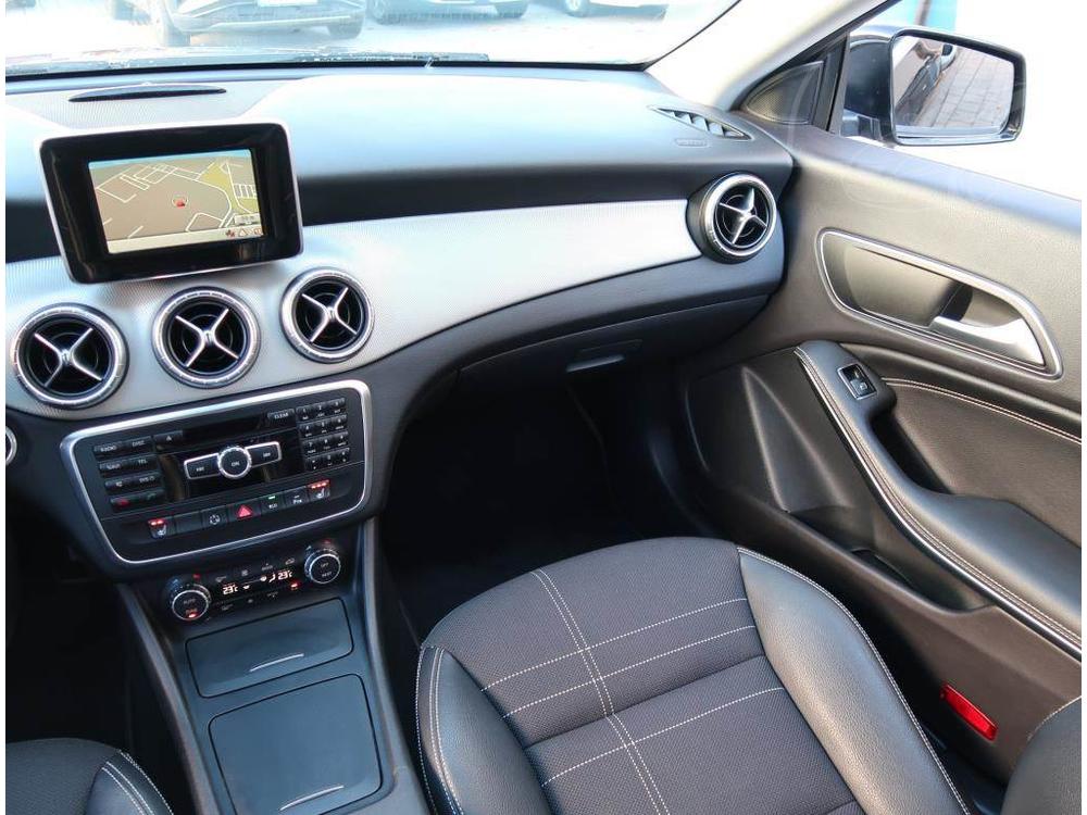 Mercedes-Benz CLA 180 CDI, Automat, Ke, Navi