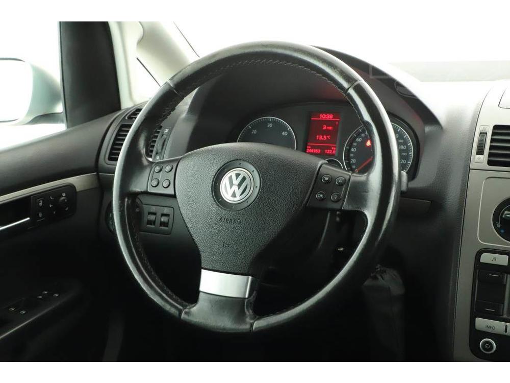 Volkswagen Touran 2.0 TDI, NOV CENA, Tempomat