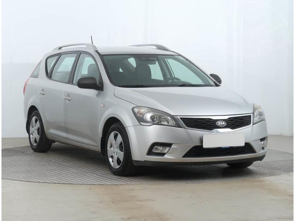 Prodm Kia Ceed 1.6 CVVT, jezd dobe