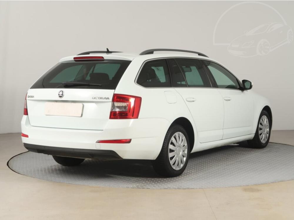 koda Octavia 1.6 TDI, Ke, Navi