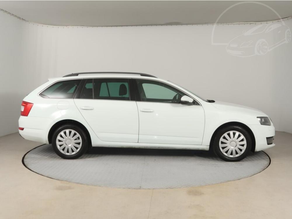 koda Octavia 1.6 TDI, Ke, Navi