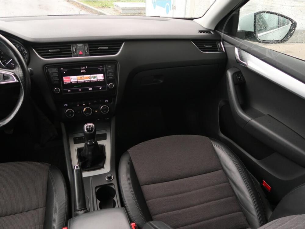 koda Octavia 1.6 TDI, Ke, Navi