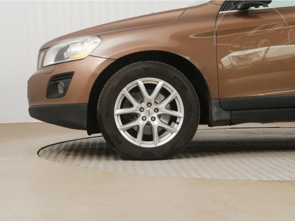 Volvo XC60 2.4 D, NOV CENA, 4X4