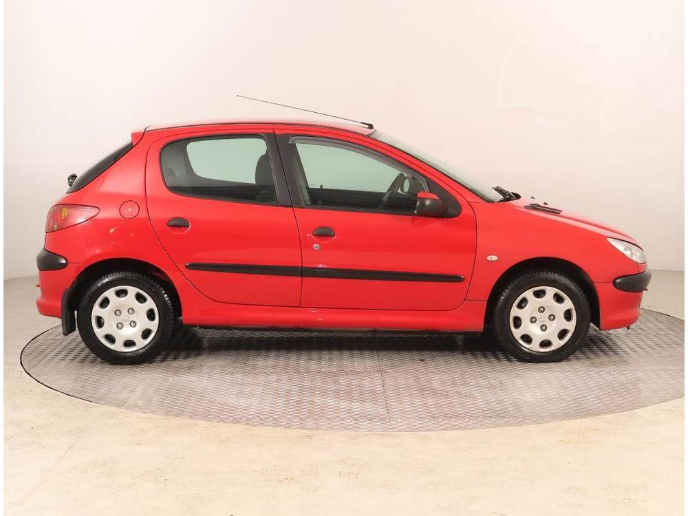 Peugeot 206 1.4 i, R,2.maj, po STK