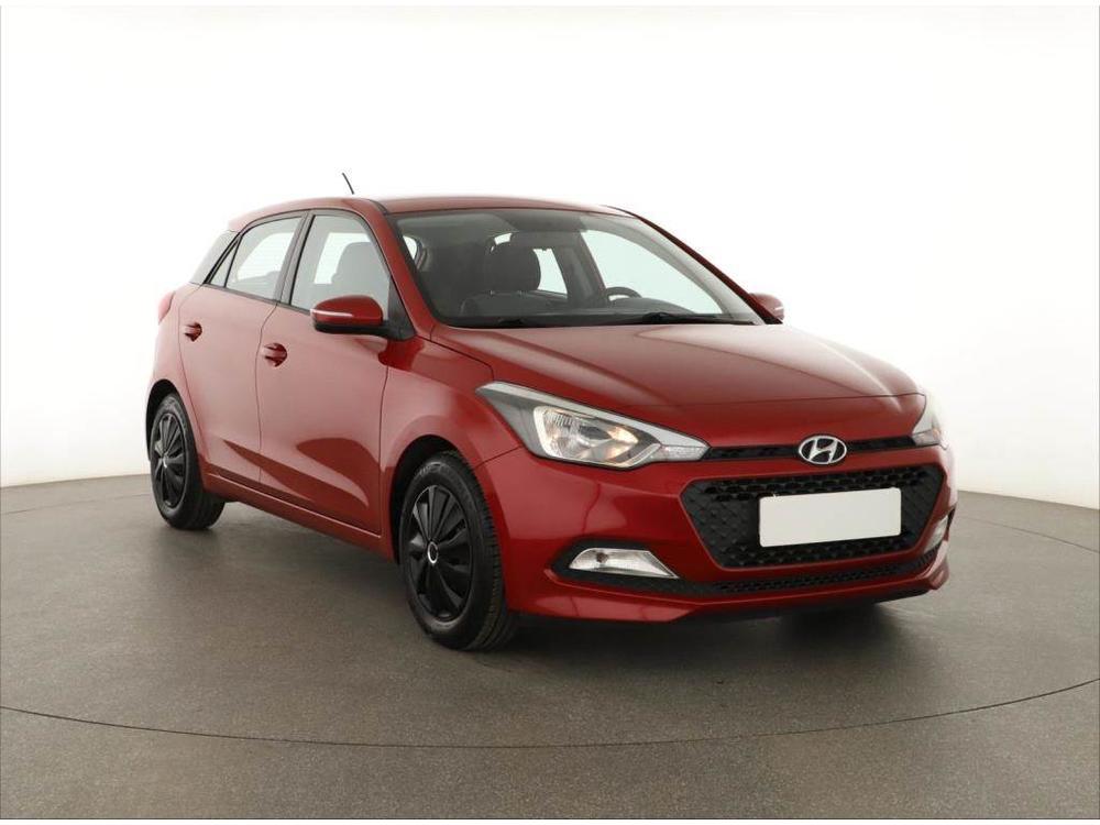 Prodm Hyundai i20 1.2, R,1.maj, Serv.kniha