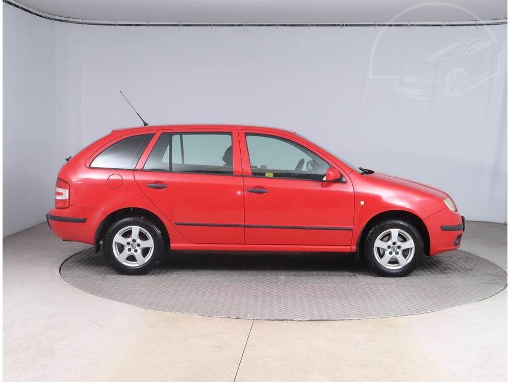 koda Fabia 1.2 12V, Elegance, po STK