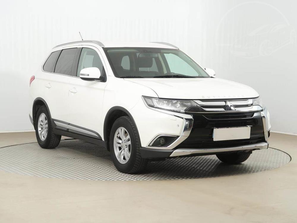 Prodm Mitsubishi Outlander 2.2 DI-D, 4X4, 7mst, R