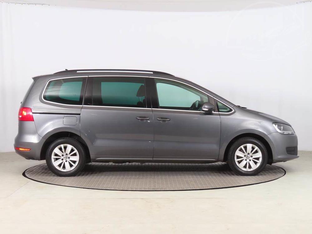 Volkswagen Sharan 2.0 TDI, Serv.kniha, Navi