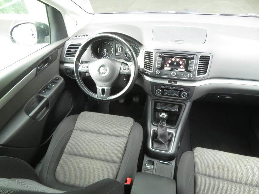 Volkswagen Sharan 2.0 TDI, Serv.kniha, Navi