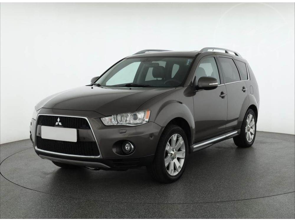 Mitsubishi Outlander 2.2 DI-D, 4X4, Automat