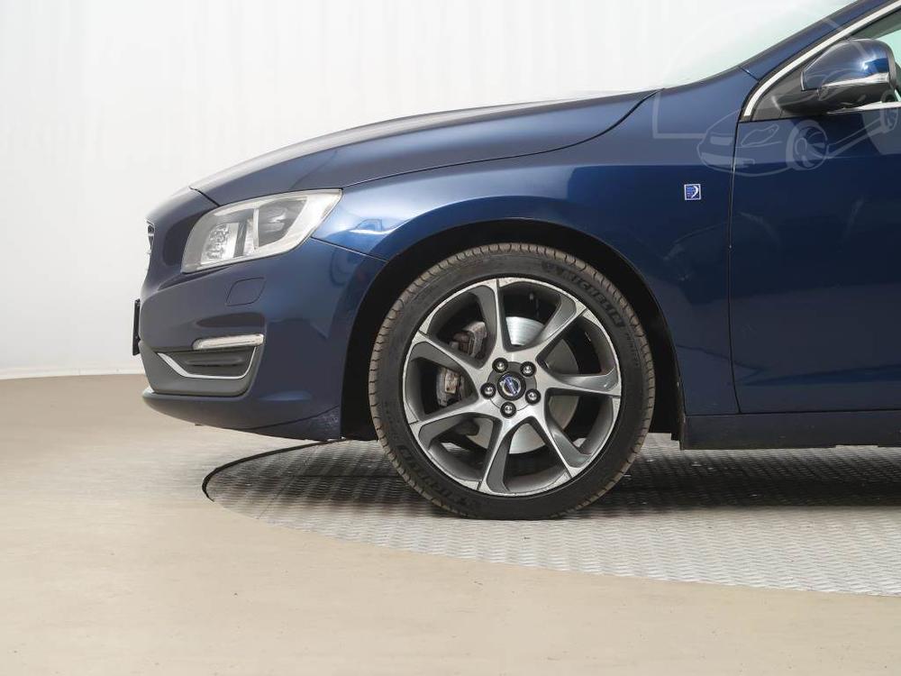 Volvo V60 D4 2.4 AWD, 4X4, Automat, R