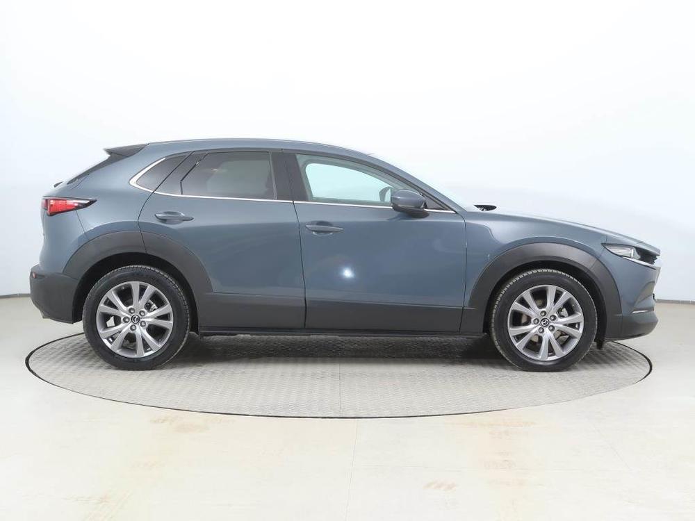 Mazda CX Skyactiv-X 2.0, Navi