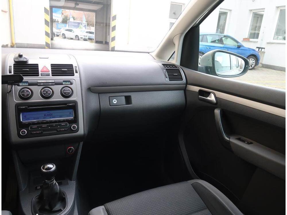 Volkswagen Touran 1.9 TDI, Serv.kniha