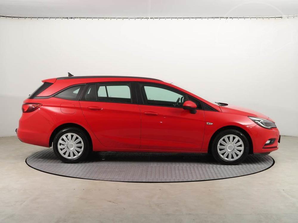 Opel Astra 1.6 CDTI, Navi