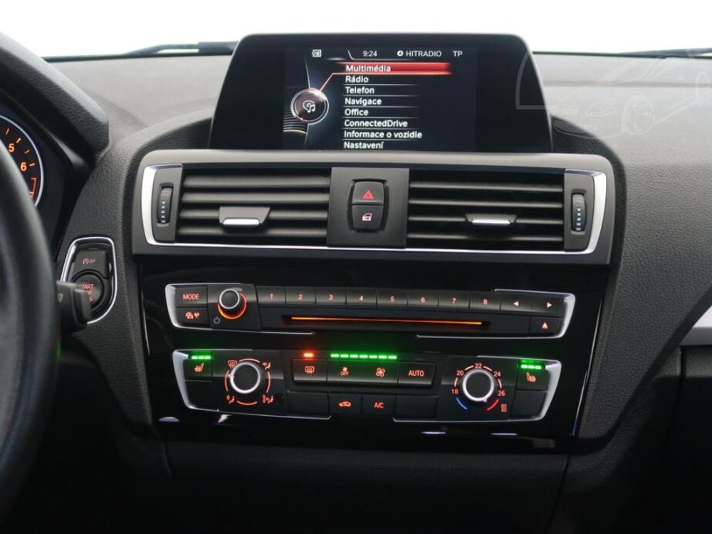 BMW 118 118i, Navi, Automatick klima