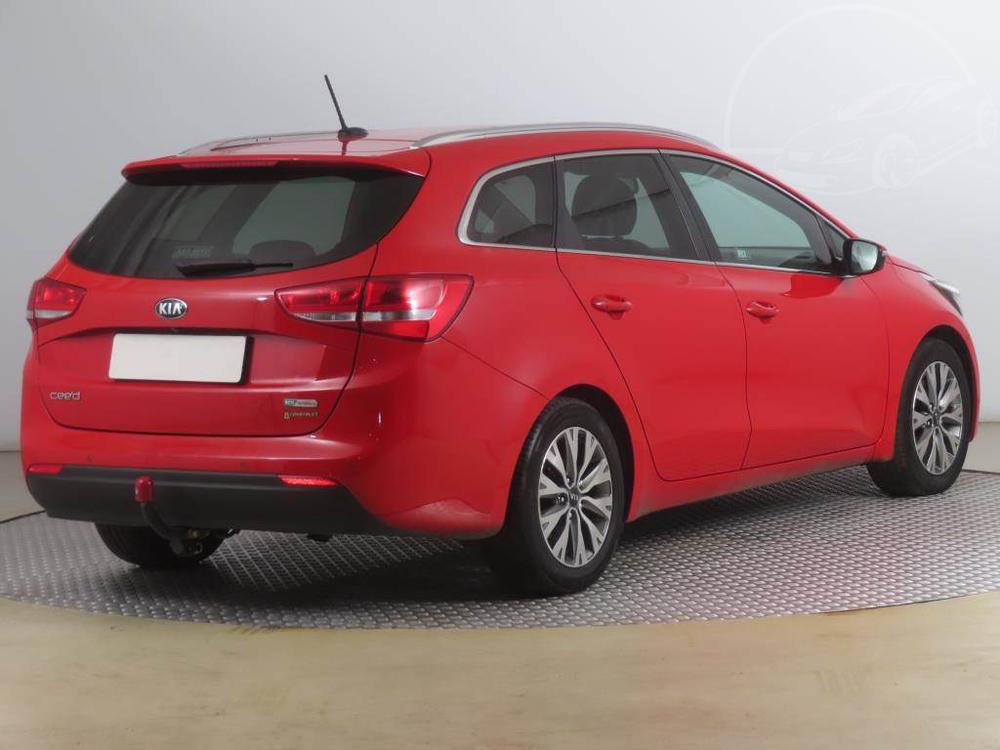 Kia Ceed 1.6 i, NOV CENA, Serv.kniha