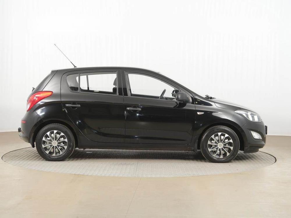 Hyundai i20 1.2, Klima, El. okna