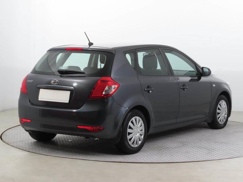 Kia Ceed 1.4 CVVT, Serv.kniha, Klima