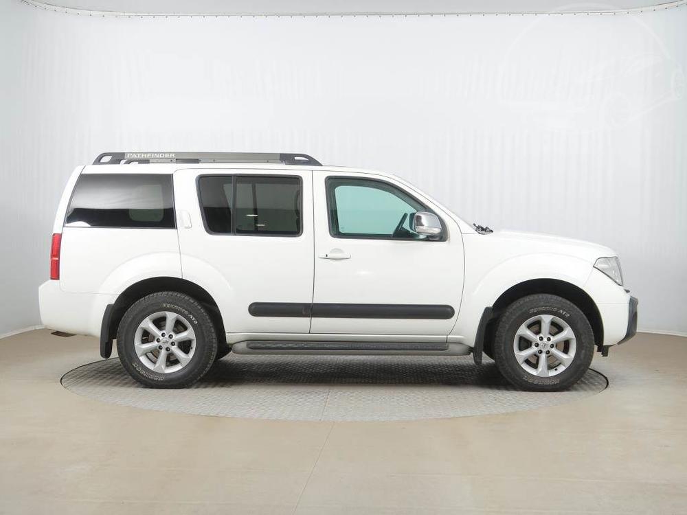 Nissan Pathfinder 2.5 dCi, 4X4, Automat, 7mst