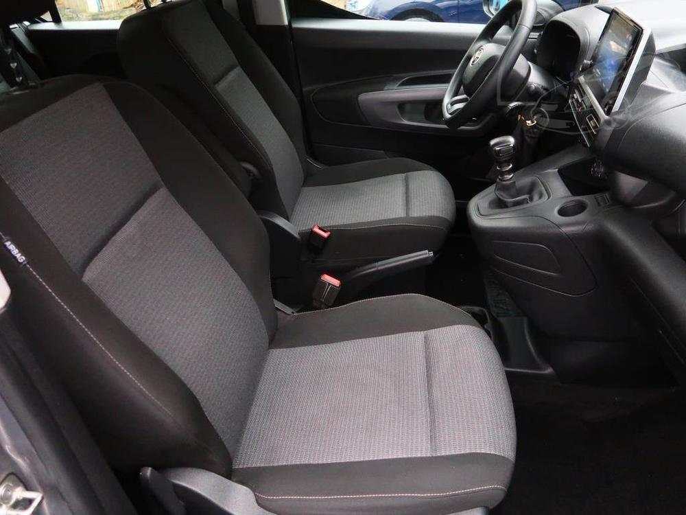 Toyota ProAce City Verso Maxi 1.2 T, Shuttle, 7Mst