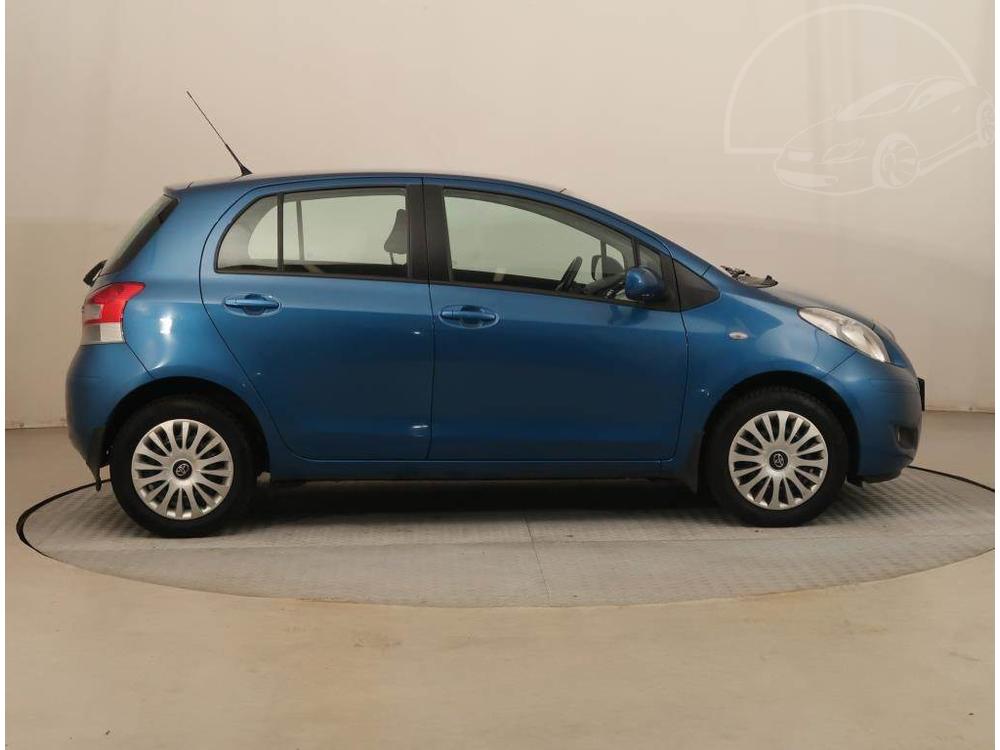 Toyota Yaris 1.0 VVT-i, Klima, El. okna