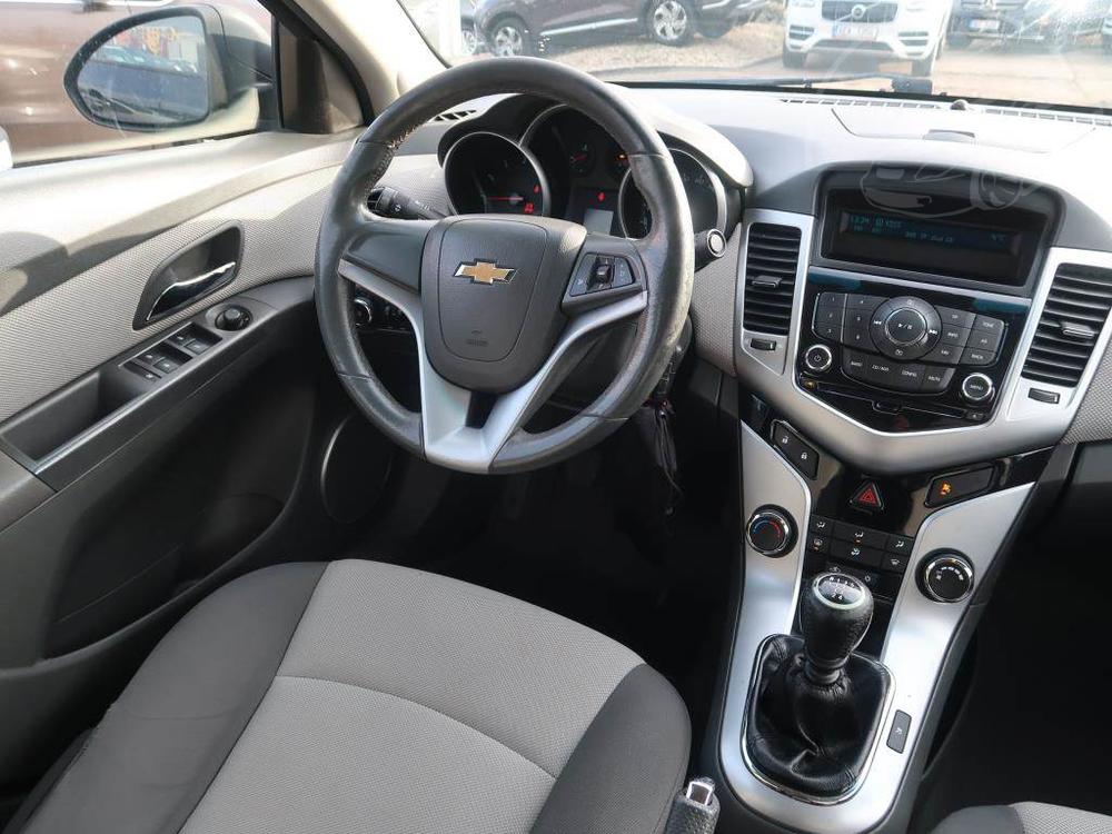 Chevrolet Cruze 1.8 i 16V, Parkovac asistent