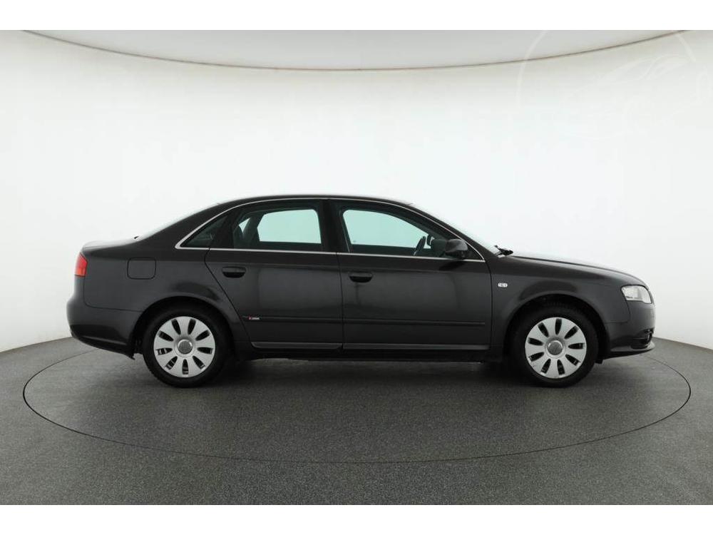 Audi A4 2.0 TDI, 4X4, Xenony