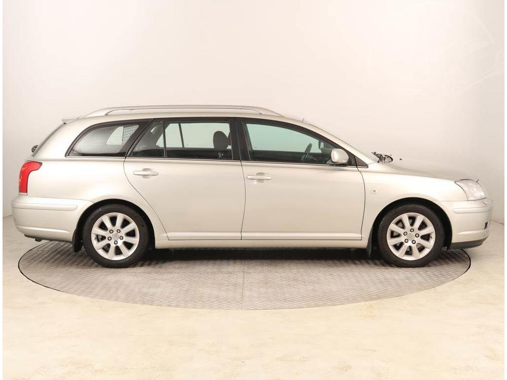 Toyota Avensis 2.2 D-4D, po STK, Tan