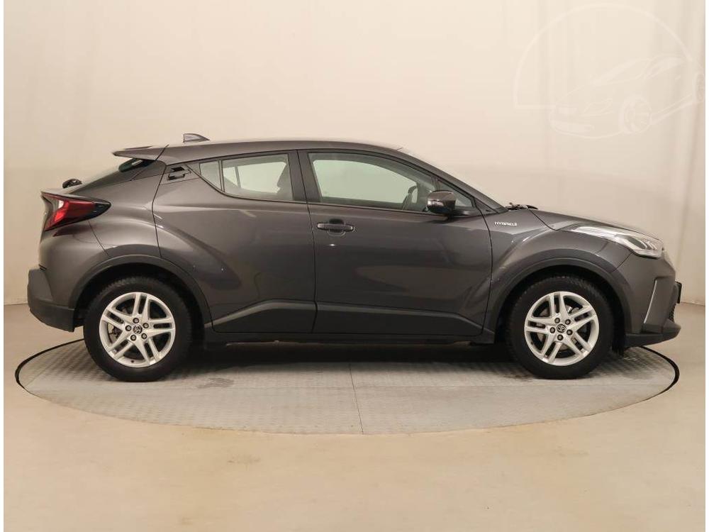 Toyota C-HR 1.8 Hybrid, Automat, R,1.maj