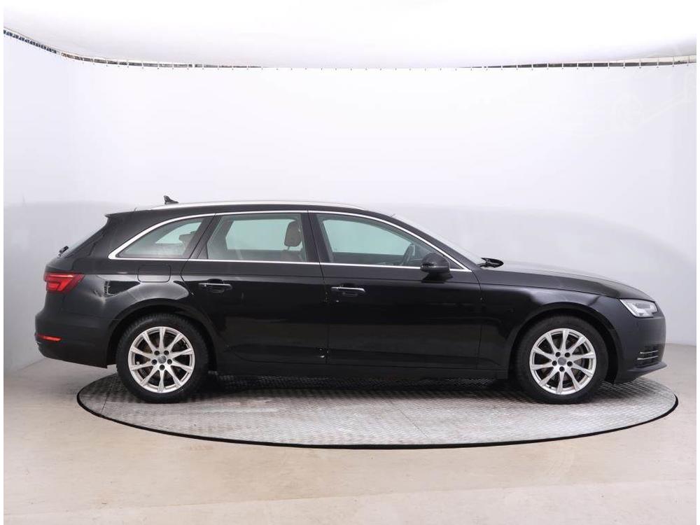 Audi A4 2.0 TDI, Ke, Navi