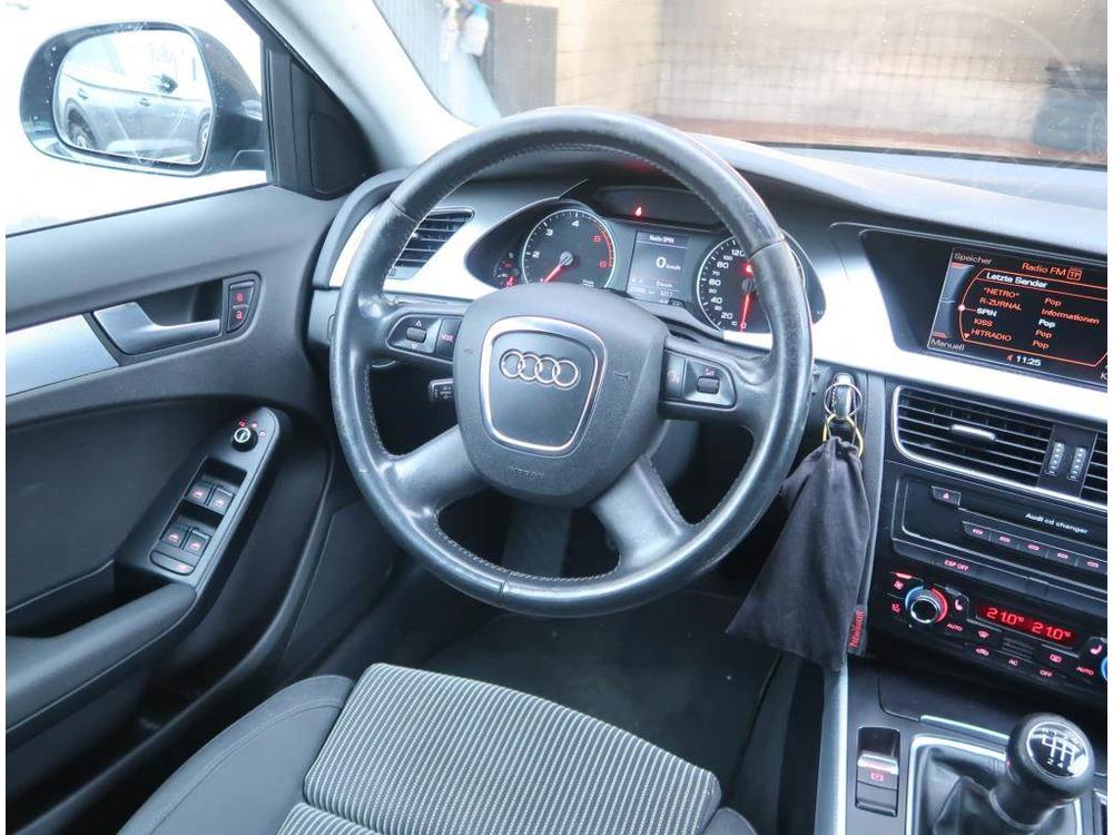 Audi A4 2.0 TDI, Navi