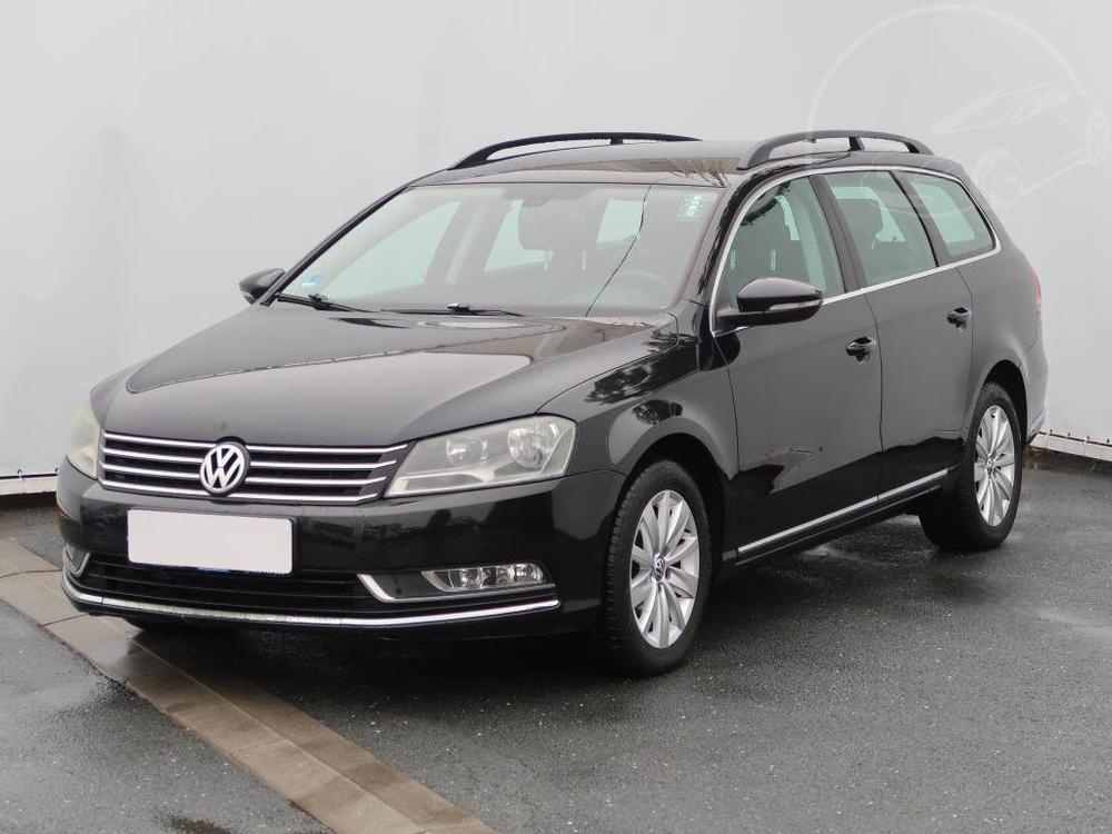 Volkswagen Passat 1.6 TDI, Navi